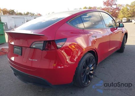 2022 Tesla Model Y Performance Dual Motor All-Wheel Drive from USA, damaged, VIN 7SAYGDEF8NF529968